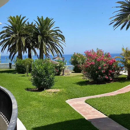Acapulco Playa 100 Nerja